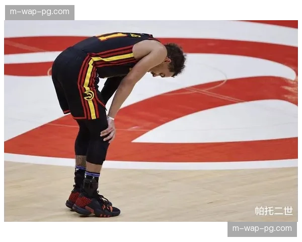 特雷杨外线火力支撑老鹰,伤病潮中扛起球队进攻重任 特雷杨外线火力支撑老鹰,伤病潮中扛起球队进攻重任