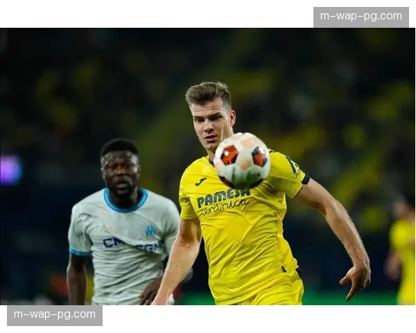 黄色潜水艇少赛一轮握有赛程优势,欧冠资格主动权在握